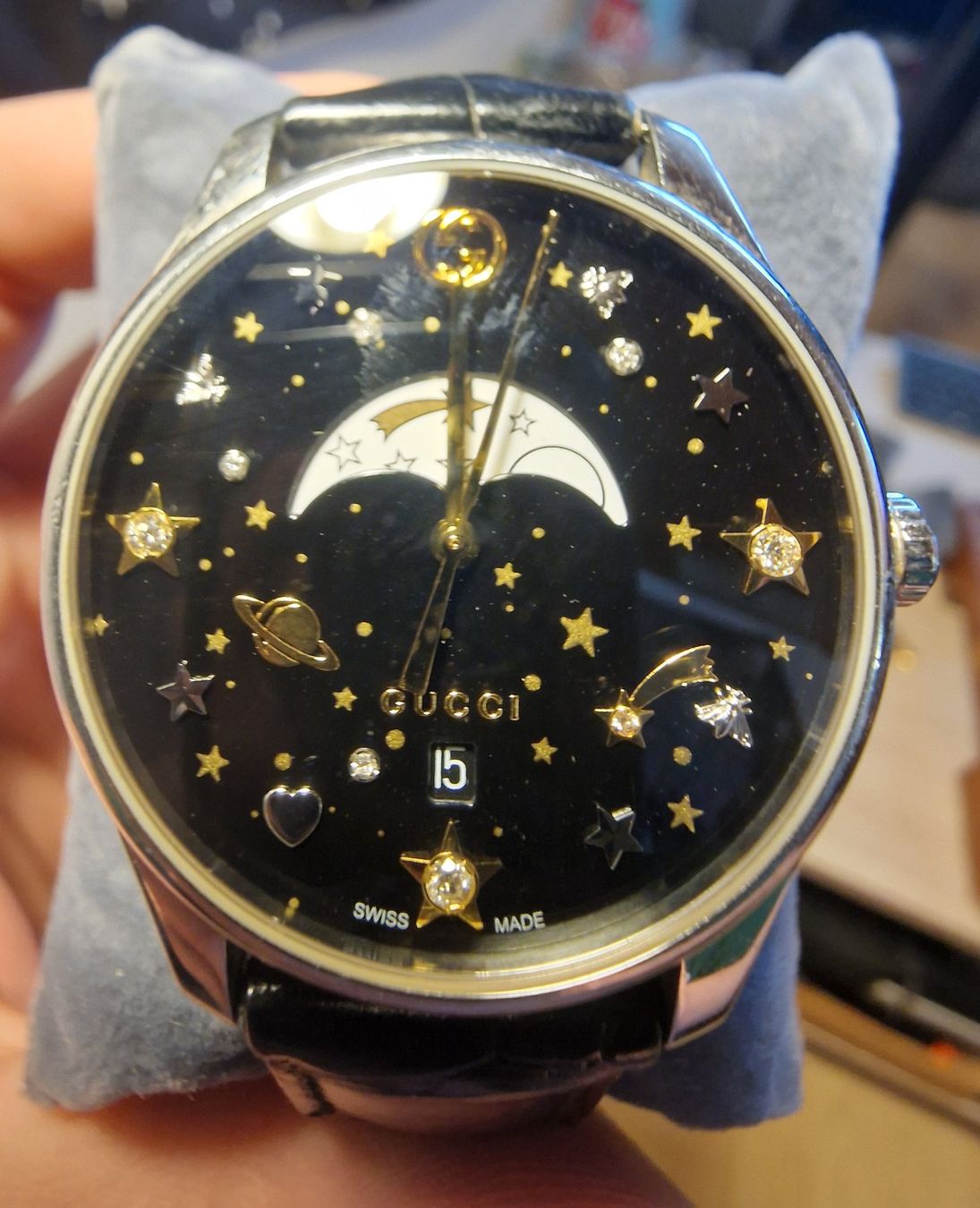 Gucci Orologi: Gucci G-Timeless M Moonphase Lady Diamonds! – Usato da lauerz venduto da ben_d5r7