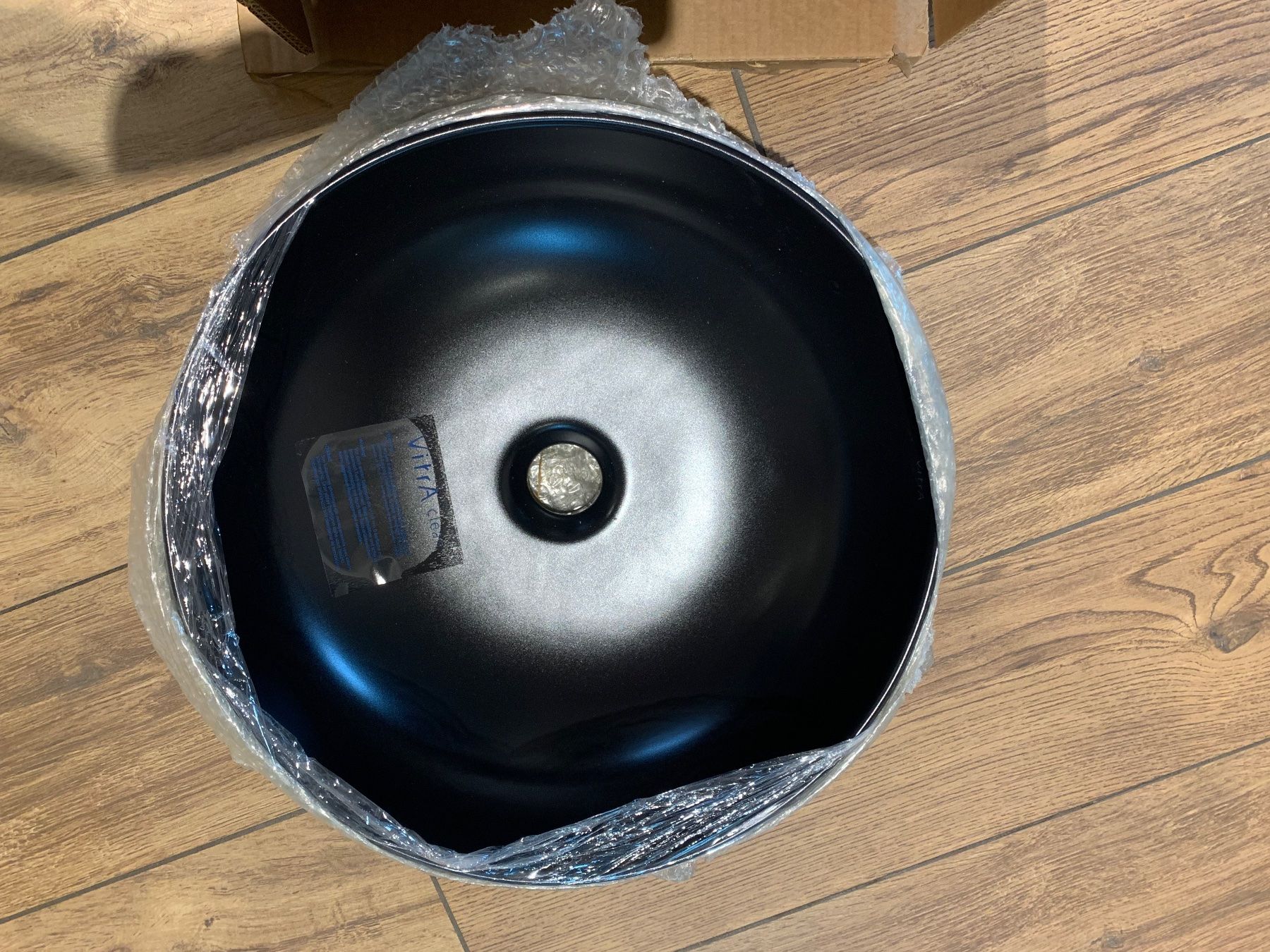 Mobili per bagno: Vasque noire matte en céramique NEUVE – Nuovo e nell'imballaggio originale da Coeuve venduto da salsa011