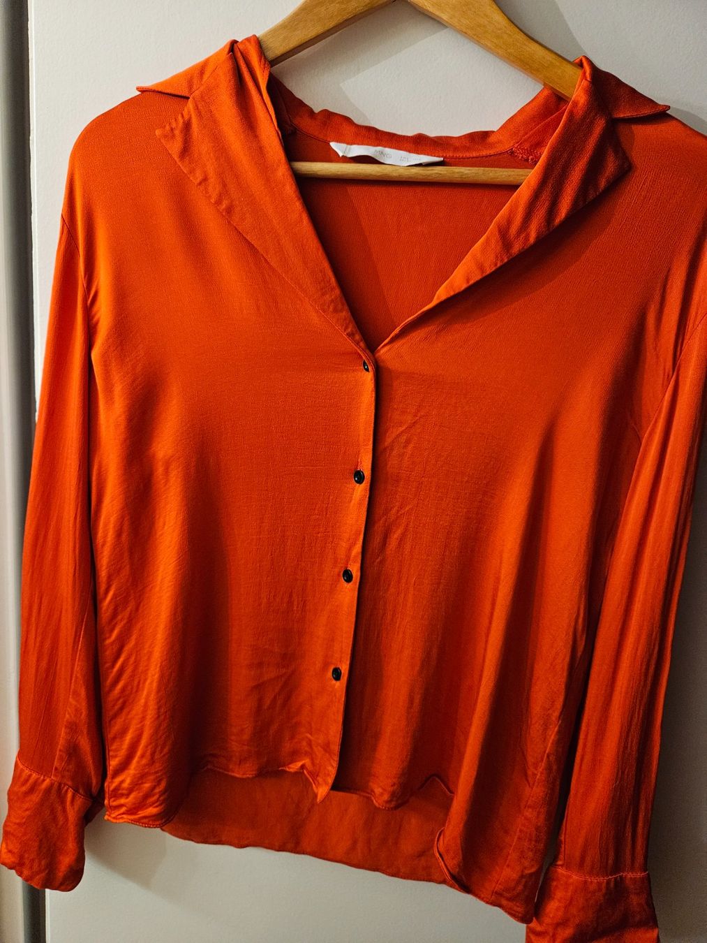 Mango Camicette: MANGO 100% viscose upgraded shirt NEW – Nuovo (secondo la descrizione) da Genève venduto da ele_b7wq