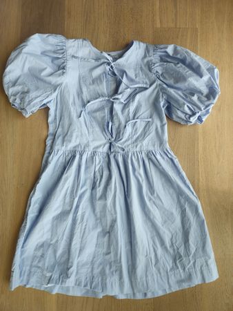 Sommerkleid mit Bindedetail