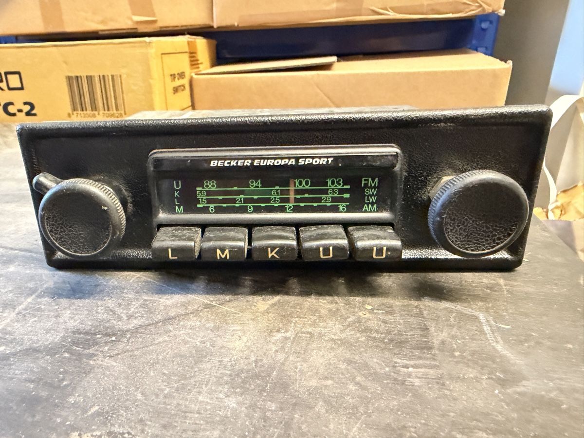 Becker Radio: Autoradio Becker Europa Sport – Usato da Schlieren venduto da Odi81 1