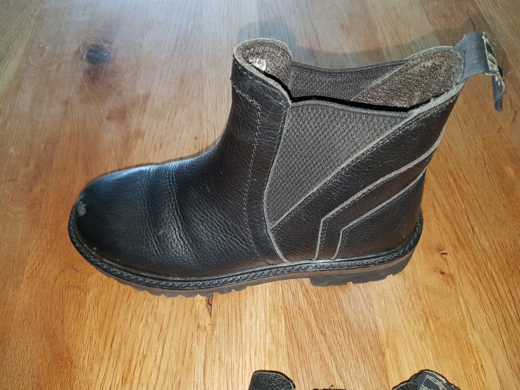 Scarpe da donna: Stiefel gr 37 – Usato da Gwatt (Thun) venduto da Letzte-Chance-III 6