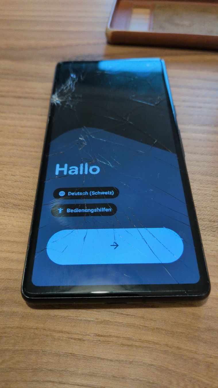 Google Telefoni cellulari / Smartphones: Smartphone Google Pixel 7a 128Go - Glace cassée – Difettoso da Corcelles NE venduto da gui_9kxr 1