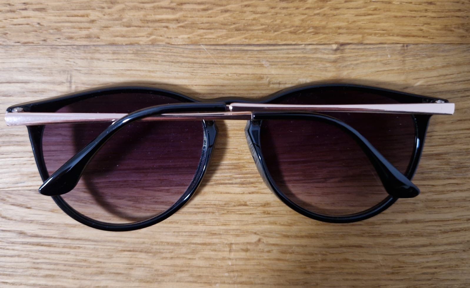 Occhiali & Lenti: Sonnenbrille / Damensonnenbrille / Brille – Usato da Dagmersellen venduto da Jamie89 1