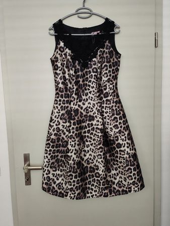 Leopardenmuster Kleid mit Spitze, Grösse 38/M Boutique