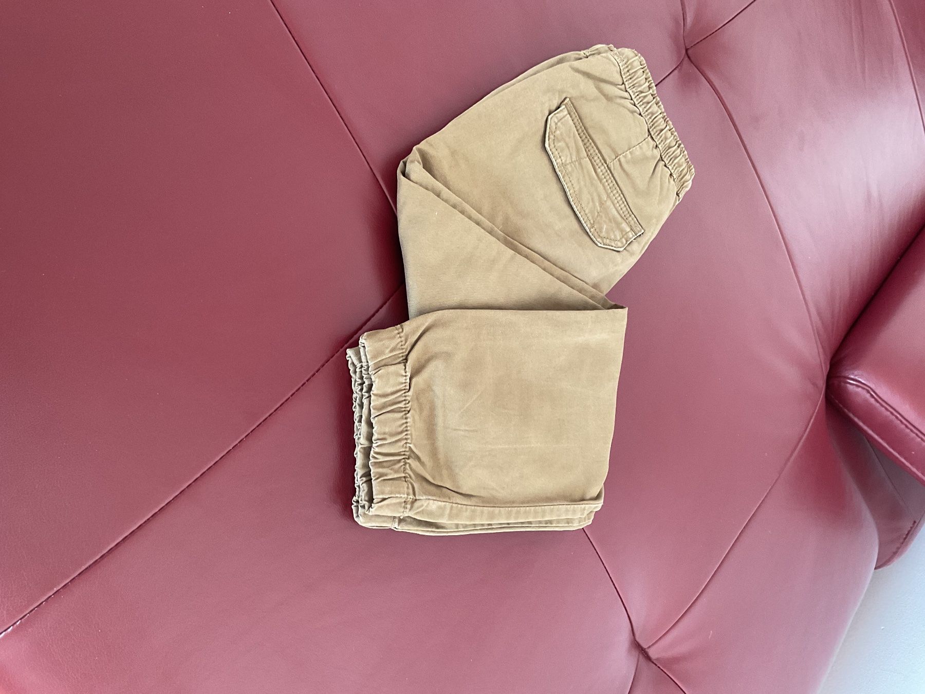 Pantaloni: Pantalons – Nuovo (secondo la descrizione) da Neuchâtel venduto da sta_7qfy 1