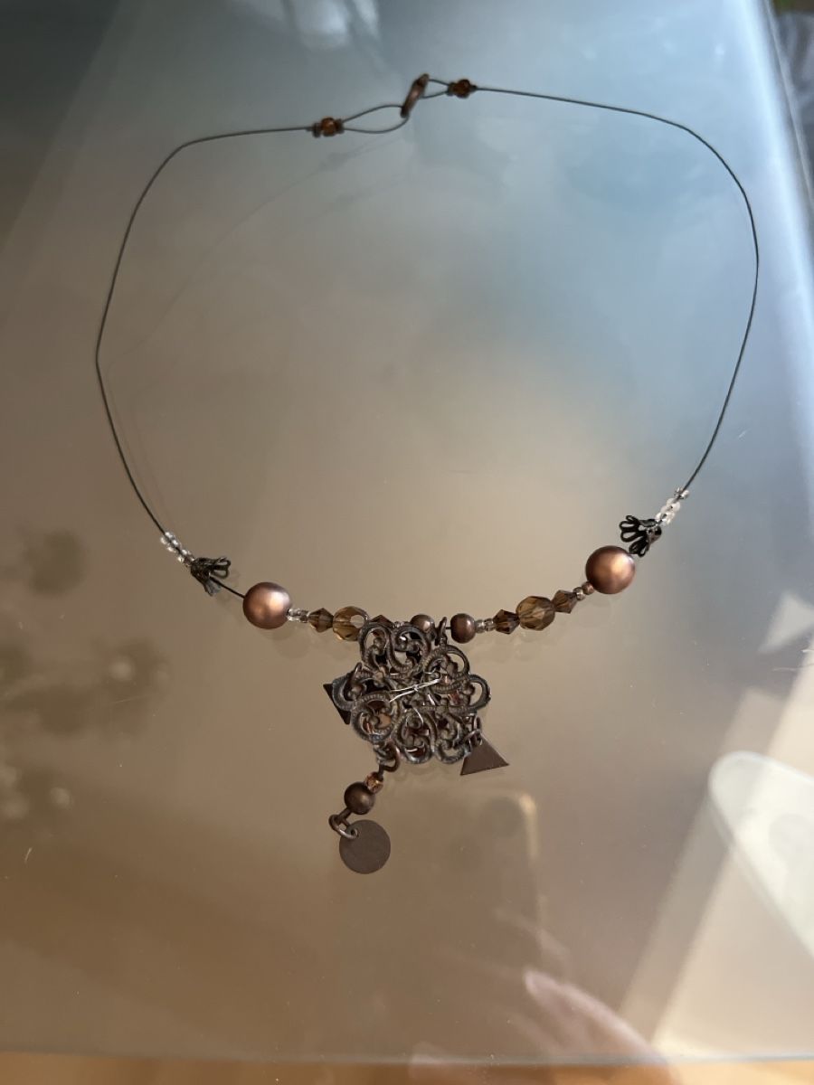 Catenine: Collier élégant marron perles avec pendentif rose – Nuovo (secondo la descrizione) da Genève venduto da Libellule477 3