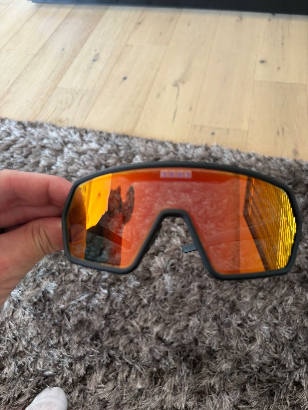 Brillen & Gläser: React Optray Rev Sonnenbrille (Regular Size) ruby/black – Gebraucht aus Besenbüren von tshirt 3