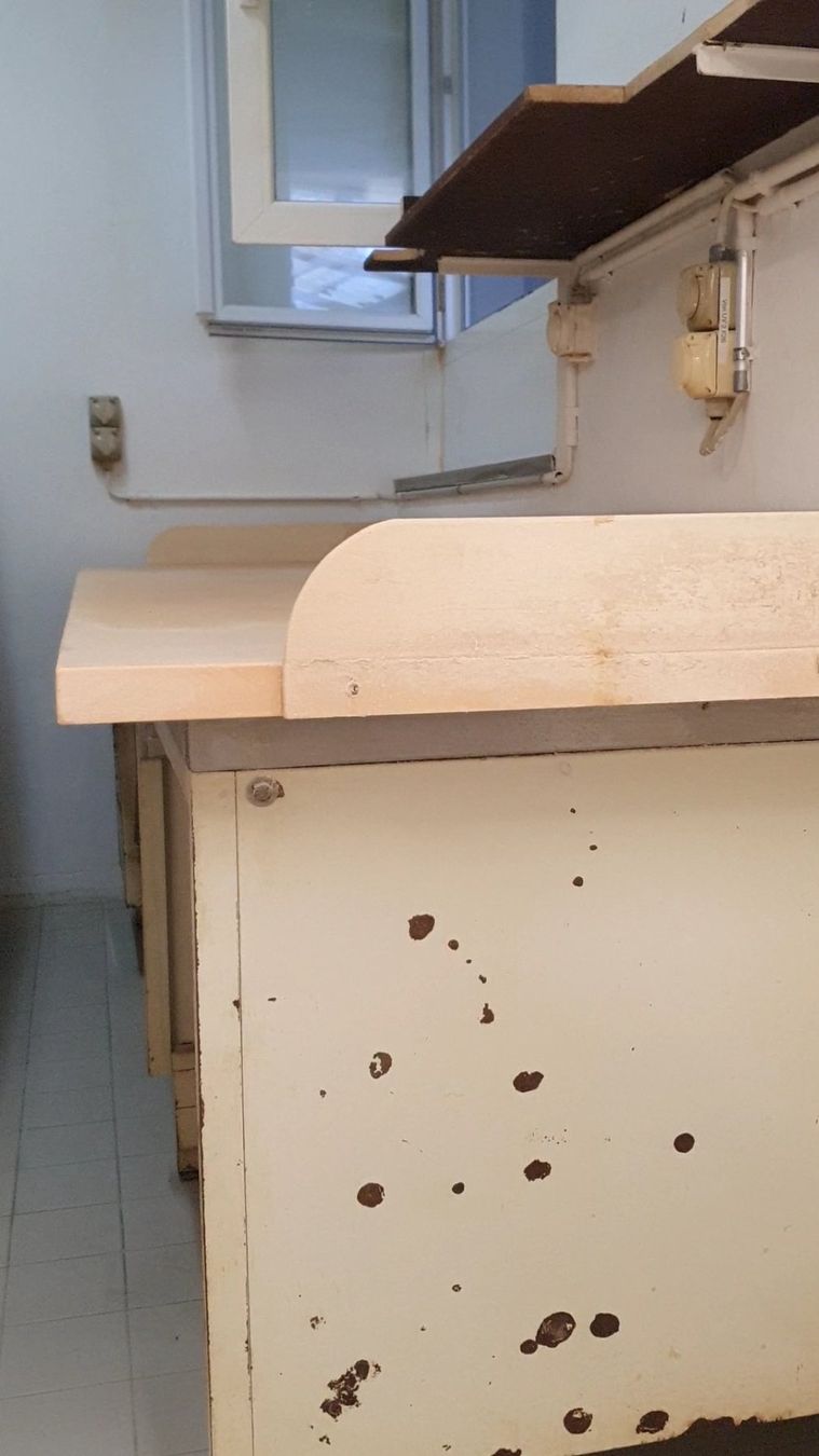 Tavoli: Bäckerei Tisch – Usato da Basel venduto da LiebeSchweiz 1