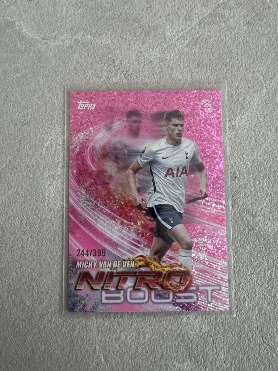 Topps Carte collezionabili: Micky van de Ven Topps Nitro Boost Pink /399 – Nuovo (secondo la descrizione) da Basel venduto da arr_j96w