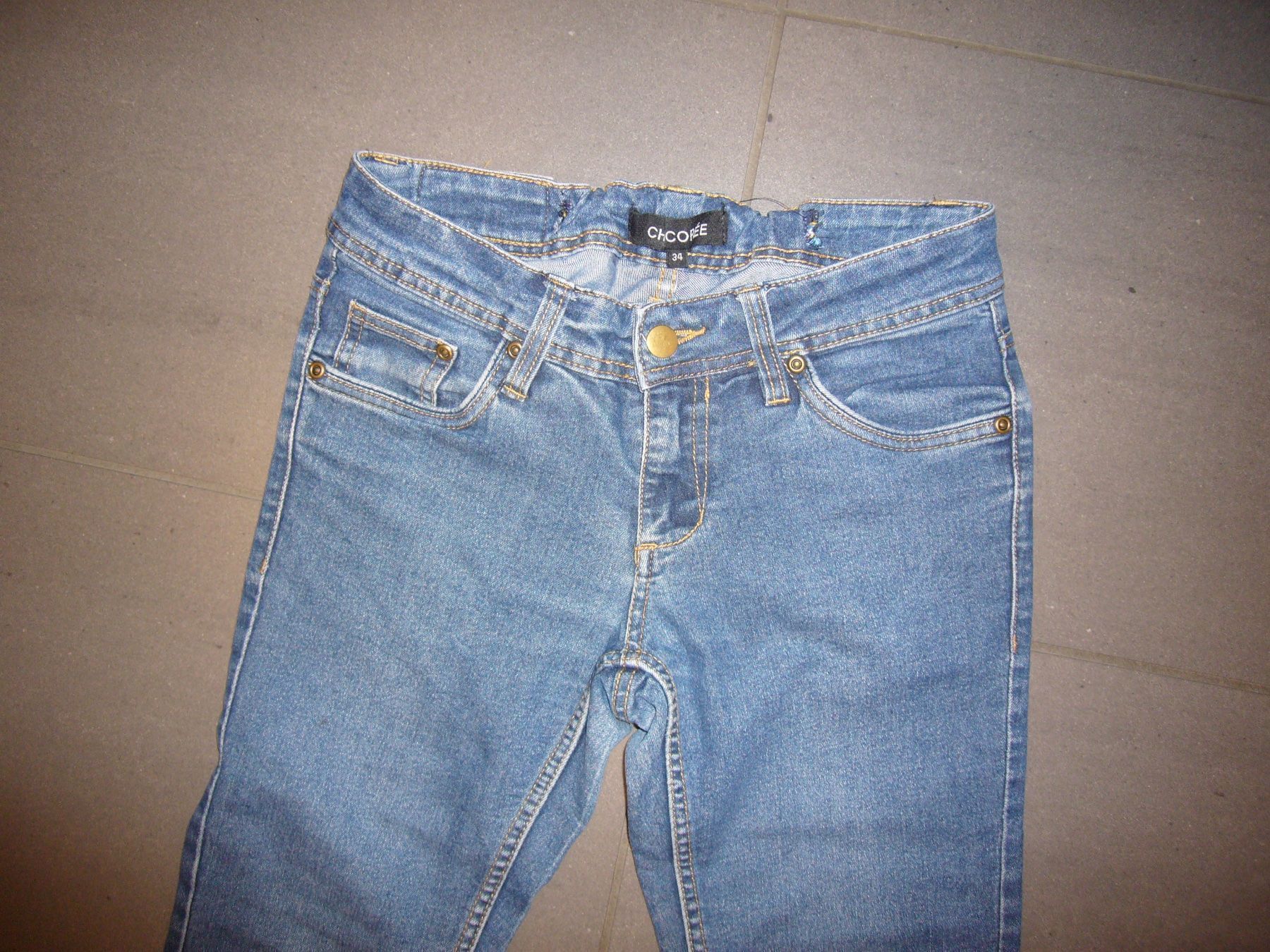 Hosen: Jeans, Chicorée, Gr. 34 – Gebraucht aus Uster von sanura01 1