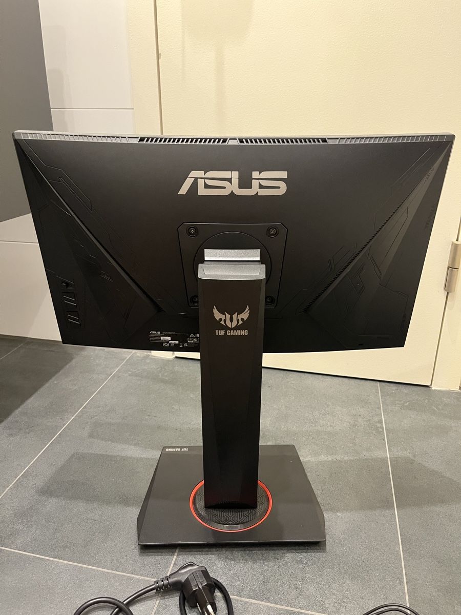 Ecrans: Asus Gamingbildschirm – D'occasion à Jona par nic_s5k7