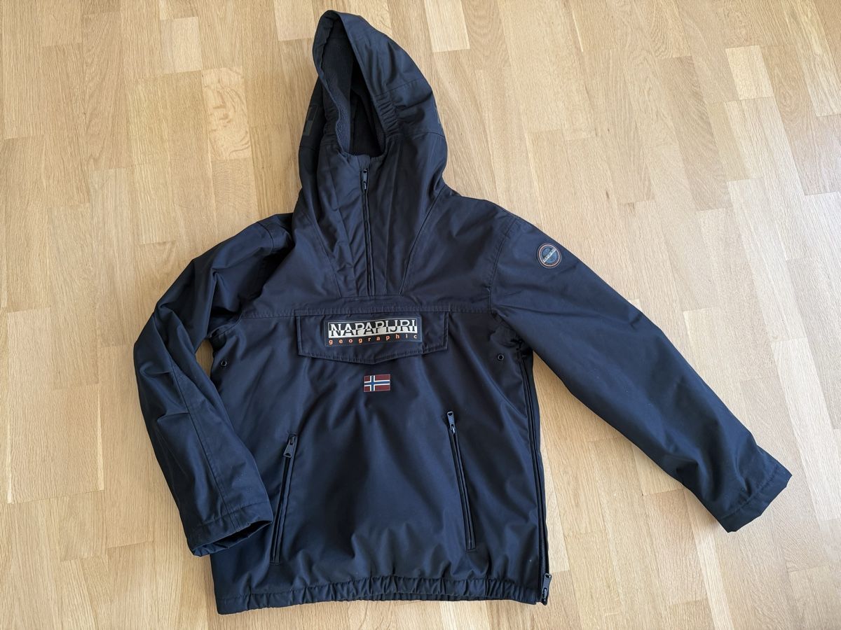 Napapijri Giacche: Napapijri Jacke 14/162 – Usato da Zürich venduto da Mothai 1