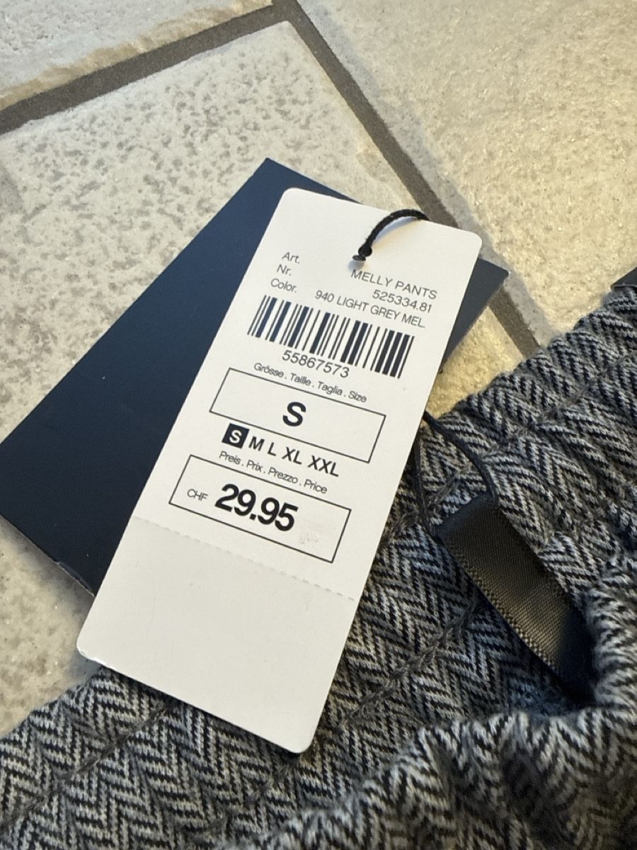 Pantaloni: Neue Hose Gr.S, NP29.90 Fr. – Nuovo e nell'imballaggio originale da Waltenschwil venduto da lina-04 3