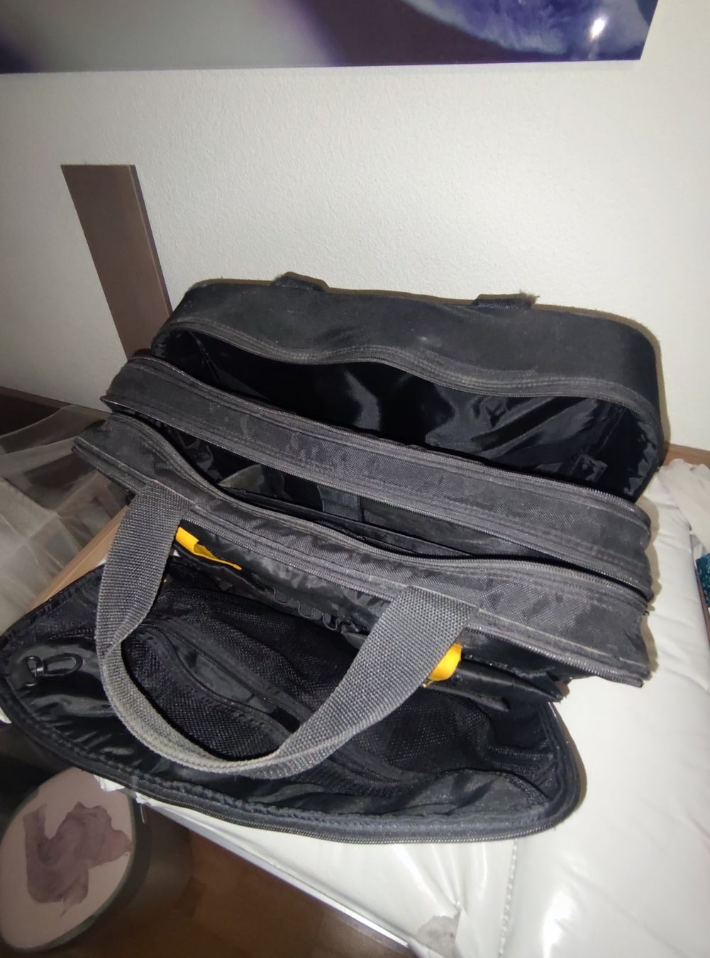 Targus Reisekoffer: Targus Notebook Rollkoffer – Neu (gemäss Beschreibung) aus Buchs ZH von nudle10 3
