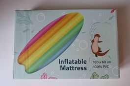 Matelas gonflable 160 x 60 cm couleur arc-en-ciel