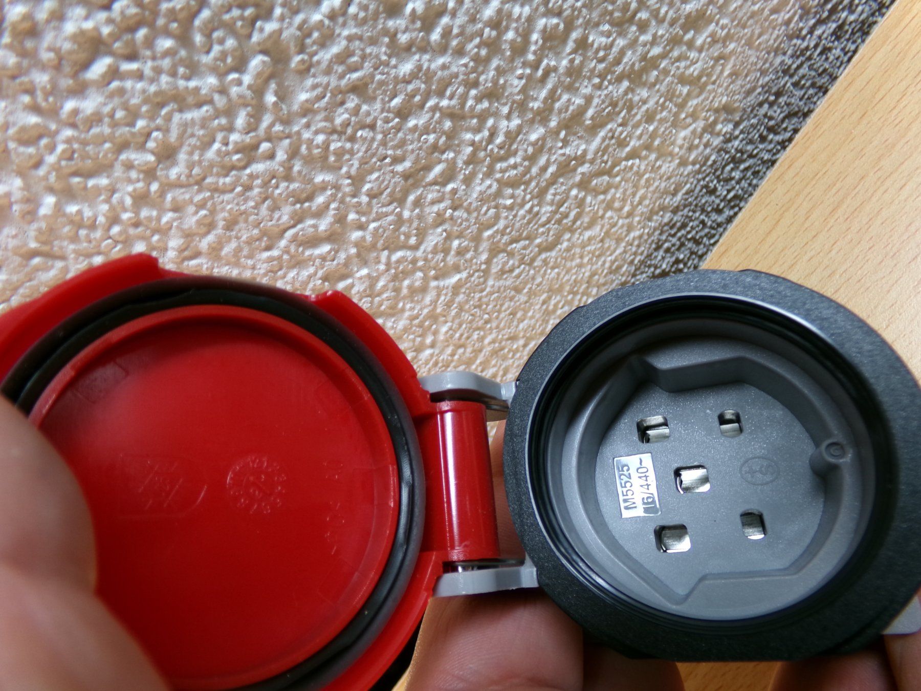 Stecker: Einbausteckdose Typ25 IP55 MH – Neu (gemäss Beschreibung) aus Hombrechtikon von HaGeKa50 1