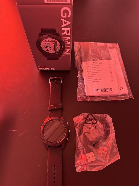 Smartwatch: GARMIN APPROACH S60 GPS Golf Uhr – D'occasion à Bolligen par FE_5