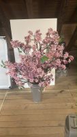 Plastik Blumen deko mit Topf