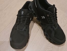 On Cloud 6 Wide Herren, Grösse 45, wie neu