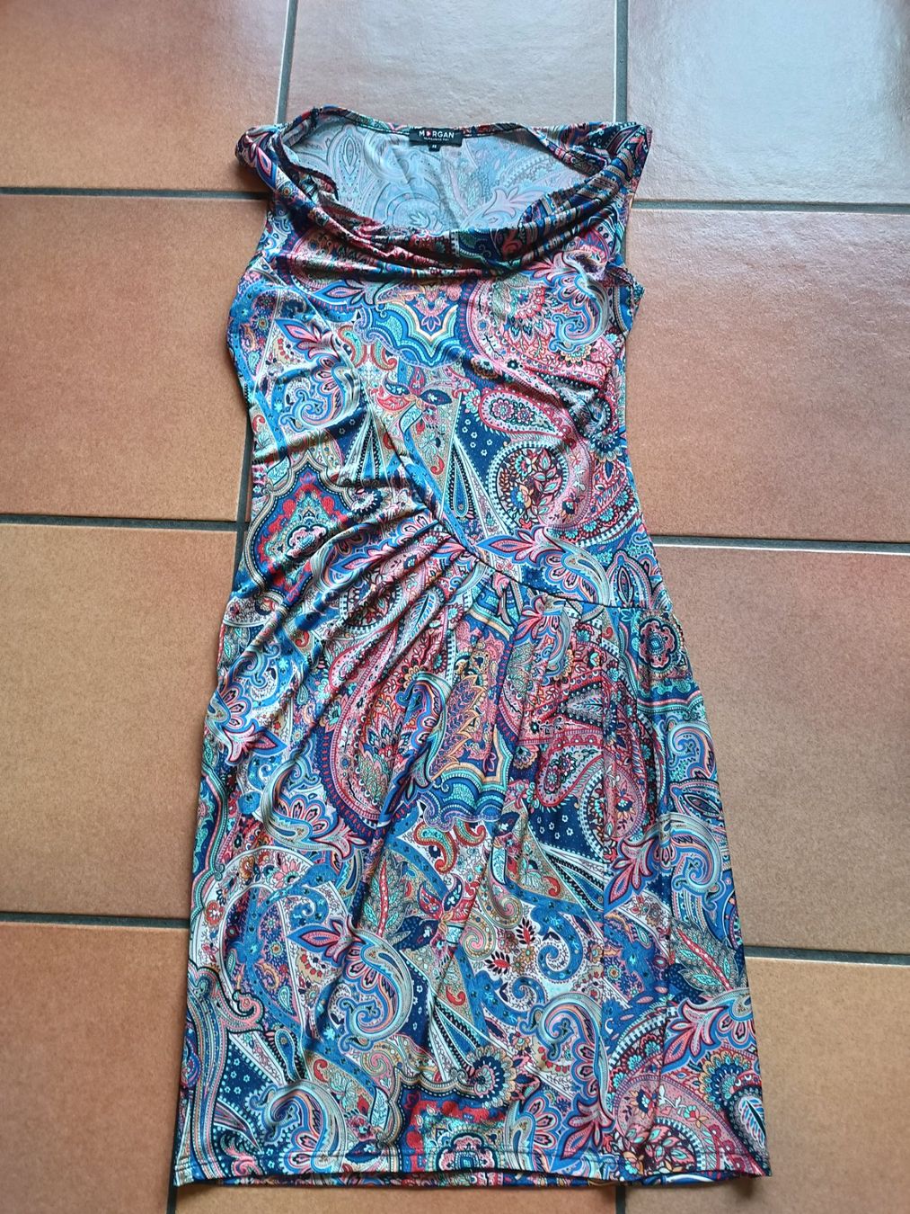 Morgan Vestiti & Gonne: Robe Morgan colorée, taille XS comme neuve – Nuovo (secondo la descrizione) da Bevaix venduto da dusspe