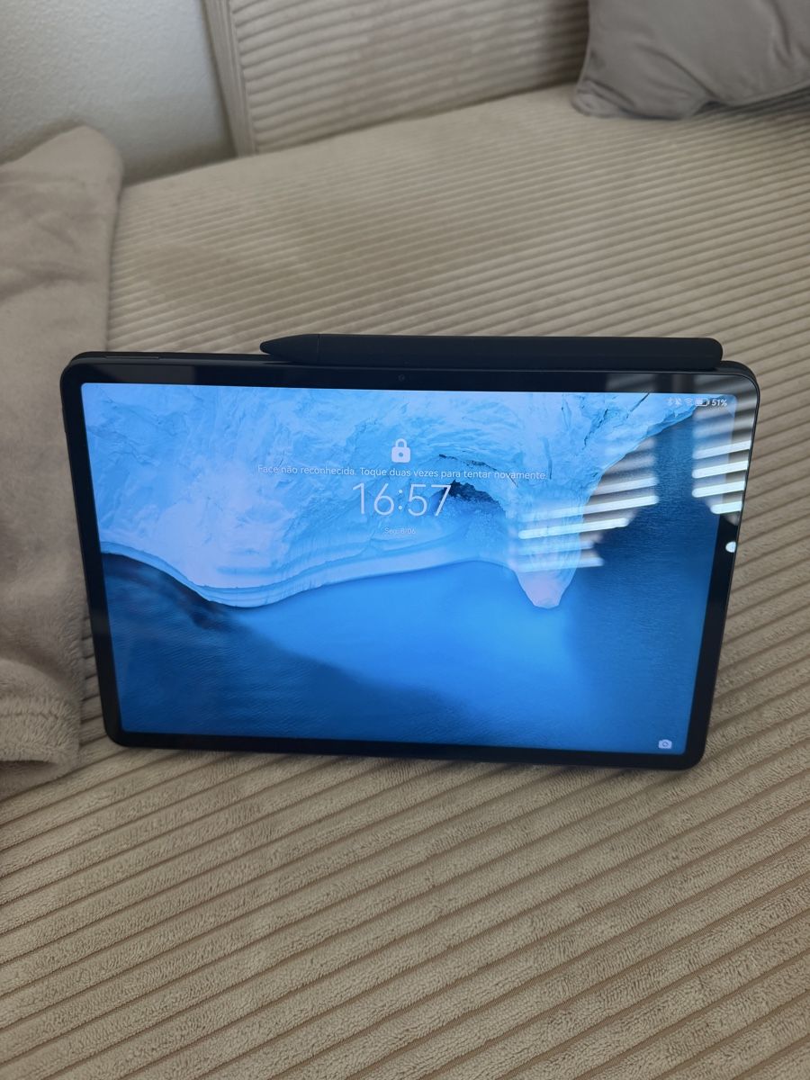 Huawei Tablet PC: Vendo tablet  – Nuovo (secondo la descrizione) da Arbedo venduto da dio_2ghq