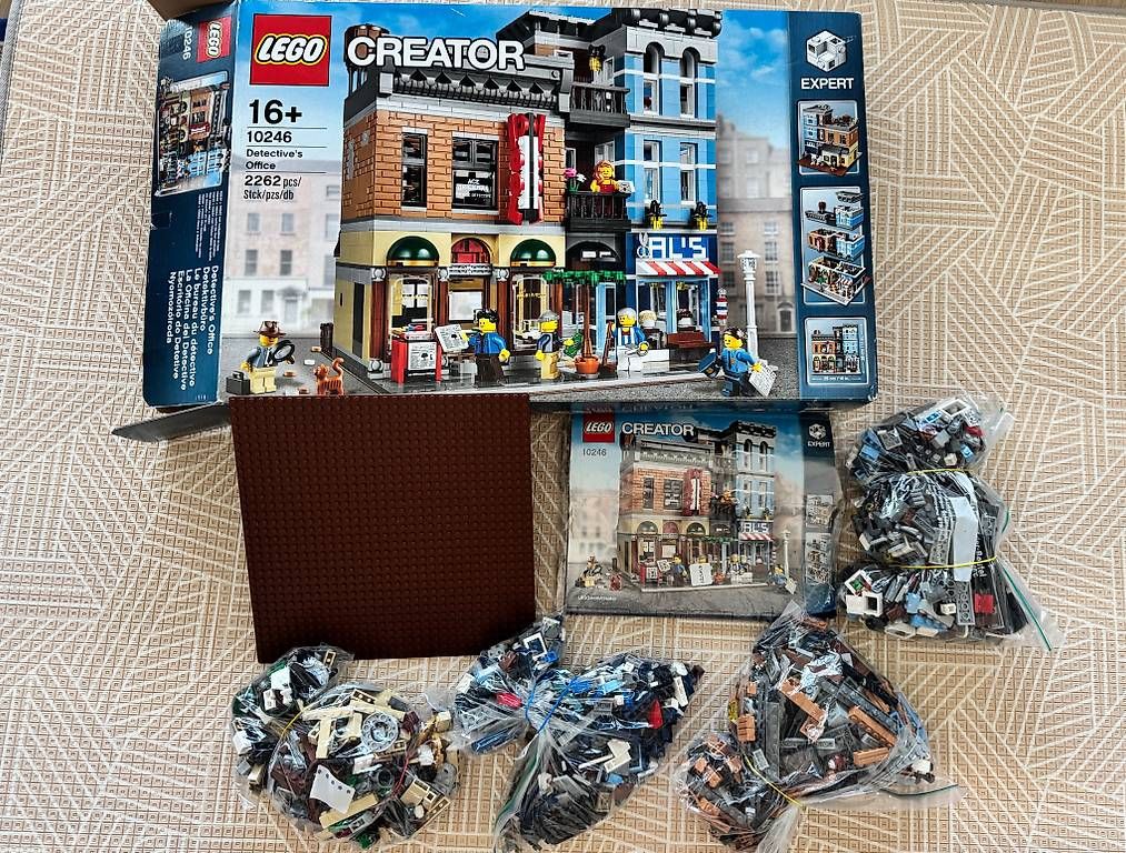 Lego Kit di costruzioni: Lego Creator 10246 Detectivbüro Als – Usato da Meilen venduto da JuliaFantasma 1