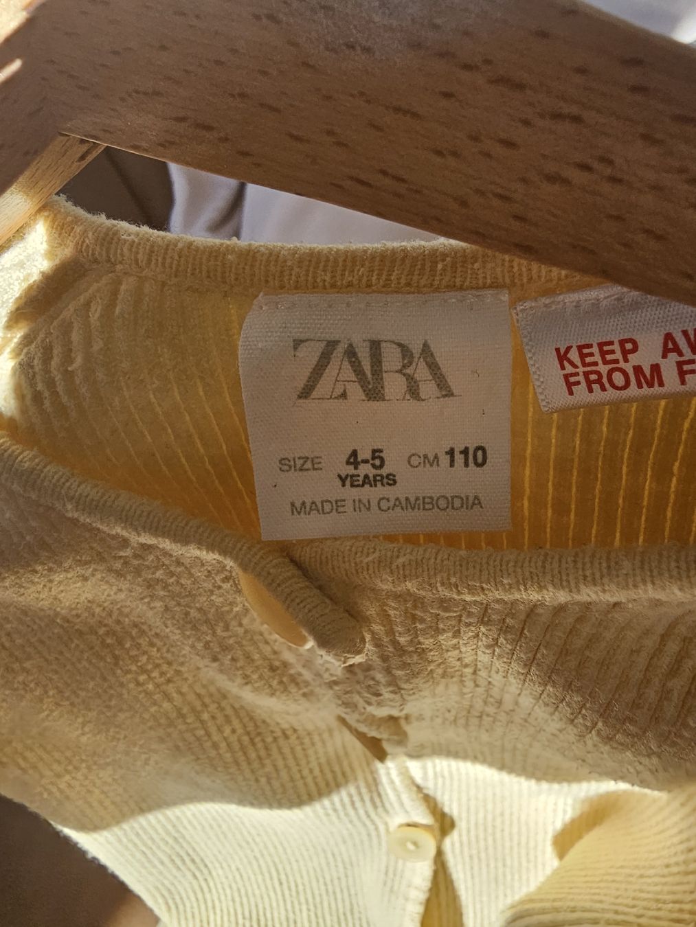 Zara Giacche & Cappotti: Zara Yellow Cardigan – Usato da Cologny venduto da Selin34 1