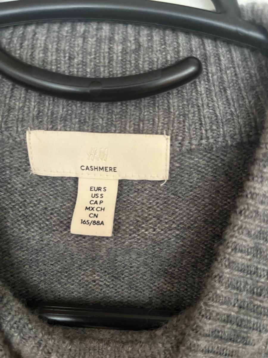 H&M Pullover & Sweatshirts: H&M Kaschmir Pullover, Grösse S, Grau - Top Zustand! – Gebraucht aus Wädenswil von Iana32 1