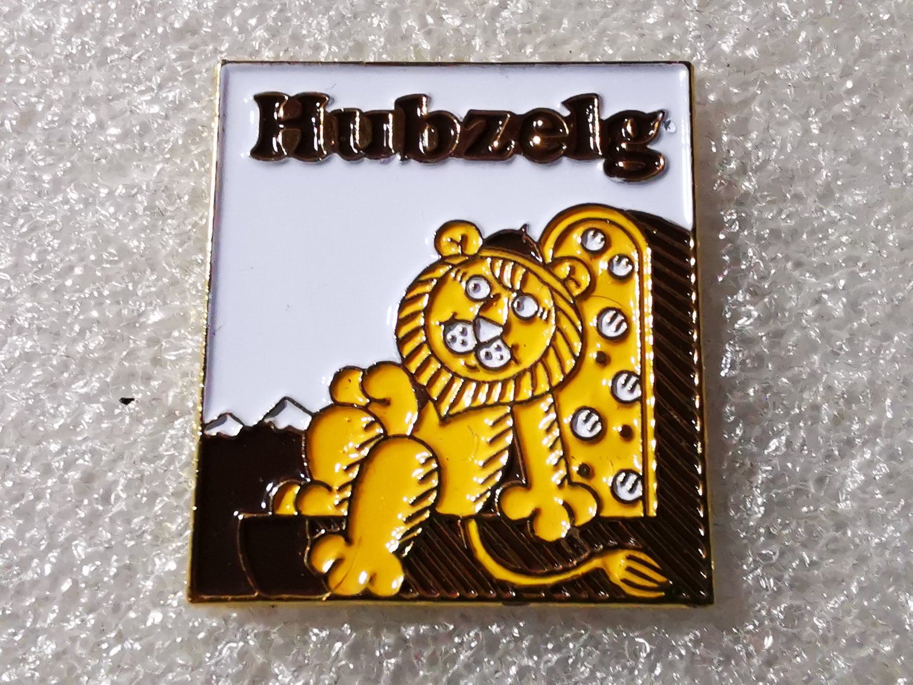 Placchette & Badge: Ansteckpin 137: Hubzelg – Usato da Oppligen venduto da Pin-Fall-Shop