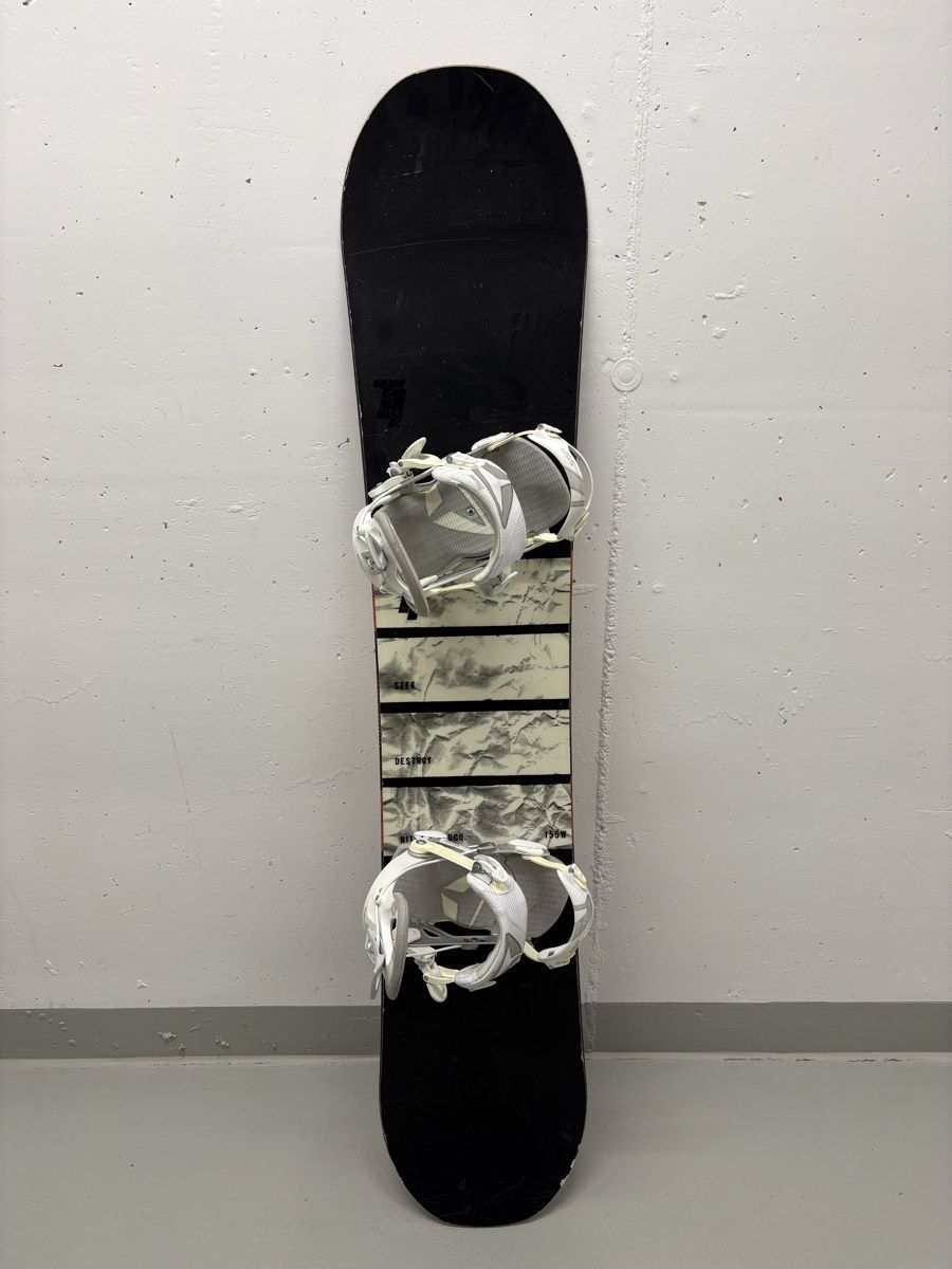 Board: Nitro Snowboard inkl. Bindung - 155 Wide – Usato da Wil SG venduto da ruvenH