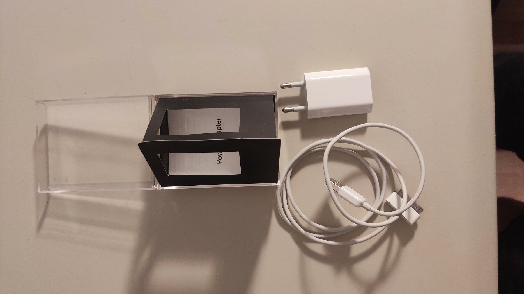 Apple Cavi: iPhone Ladekabel 30-Pin – Usato da Zürich venduto da TheRealOnlineAcc