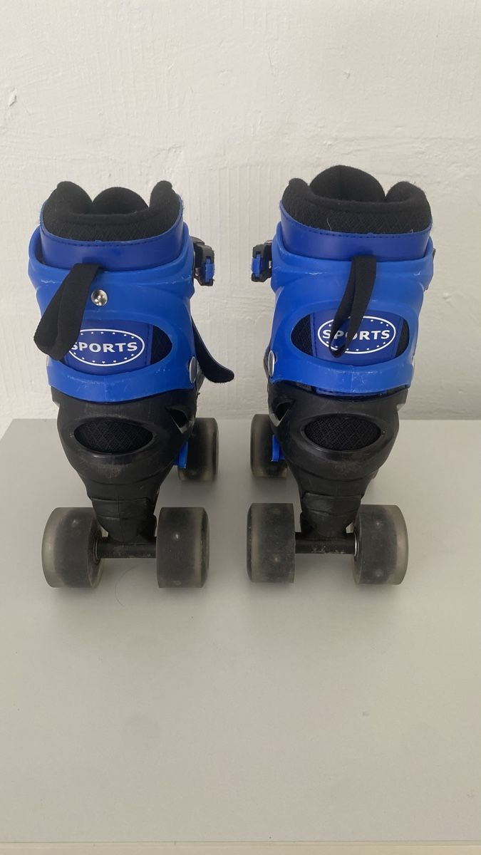 Patins à roul. & inline: Rollschuhe Verstellbar 31-34 – D'occasion à Zürich par Tobi50 2