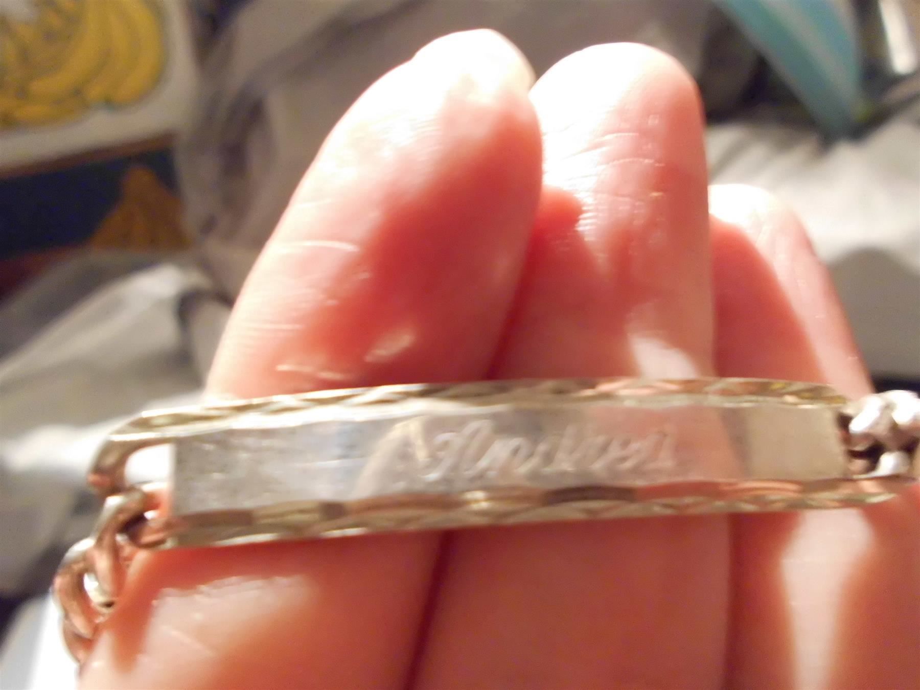 Bracelets: Armband silberfarbig, eingraviert Andrea – D'occasion à Zürich par abraxas1291 1