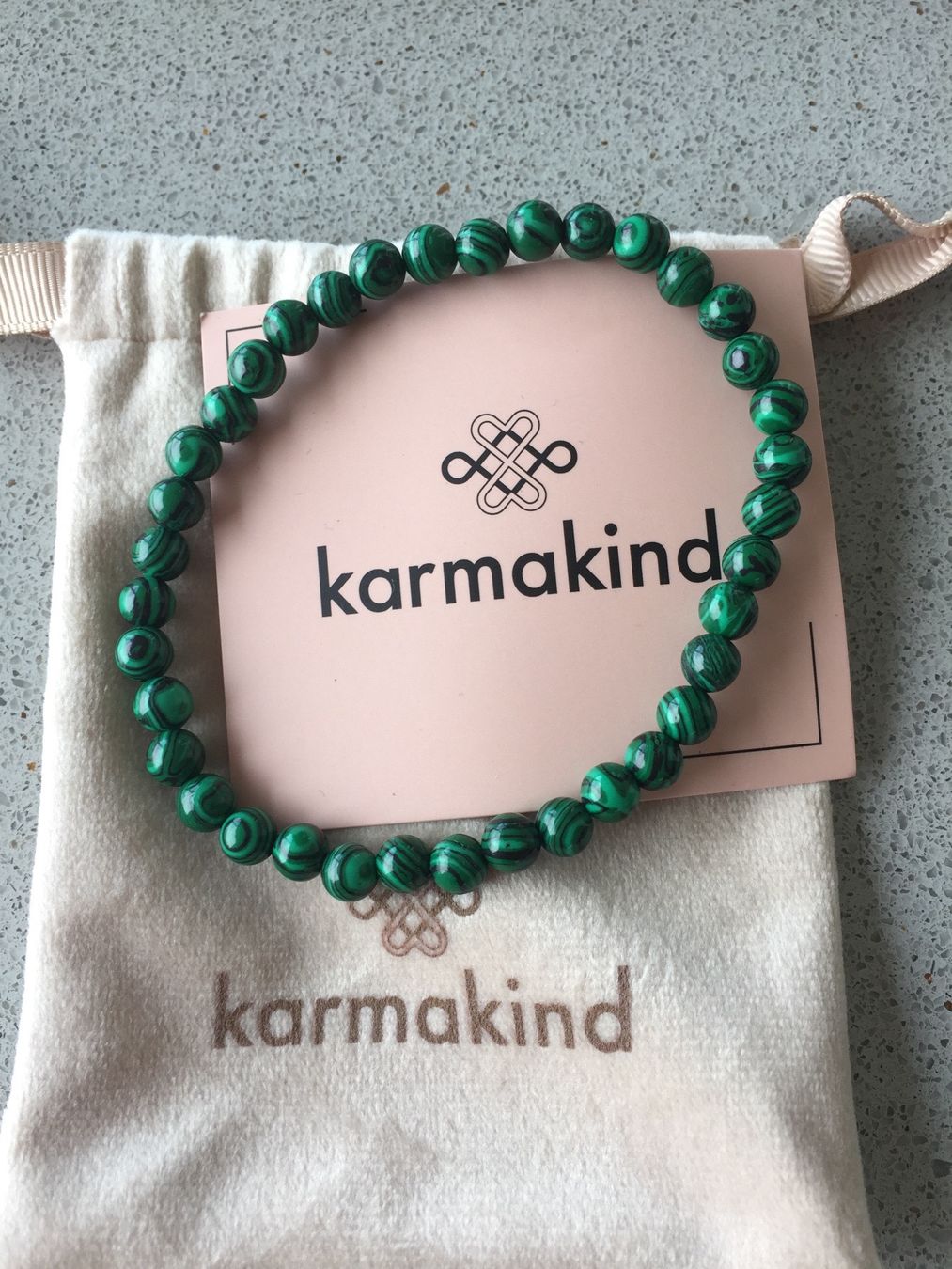 Bracciali & Braccialetti: NEU: Karmakind Herren Armbänder 2 Sets – Nuovo e nell'imballaggio originale da Lachen venduto da mar_ox 7