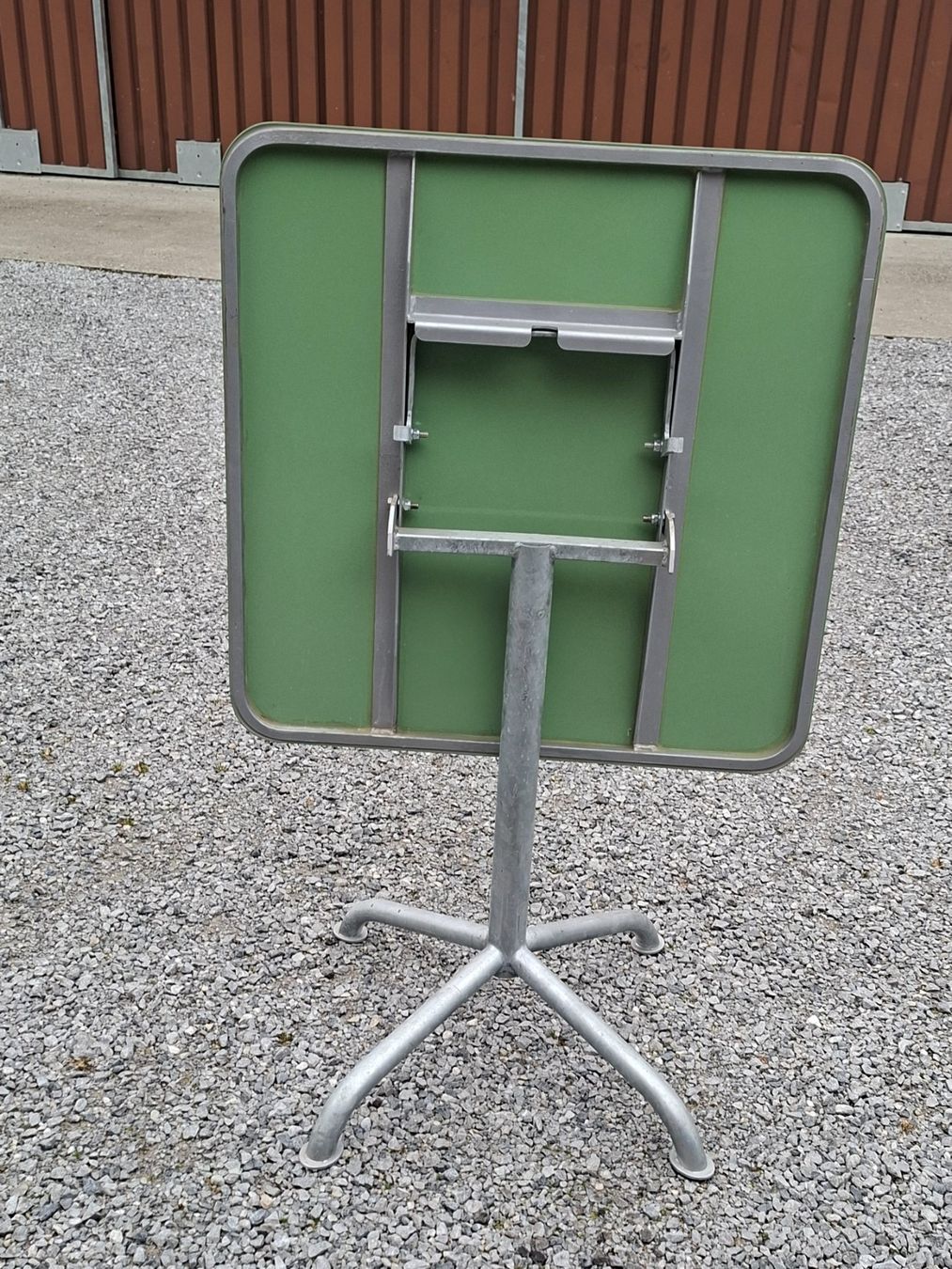 Tavoli: Kllaptisch Gartentisch 70 x 70cm – Usato da Buch am Irchel venduto da alinea11 6