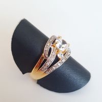 Schöner Ring, 925 Silber in Gold Ton Grösse 17.2 mm