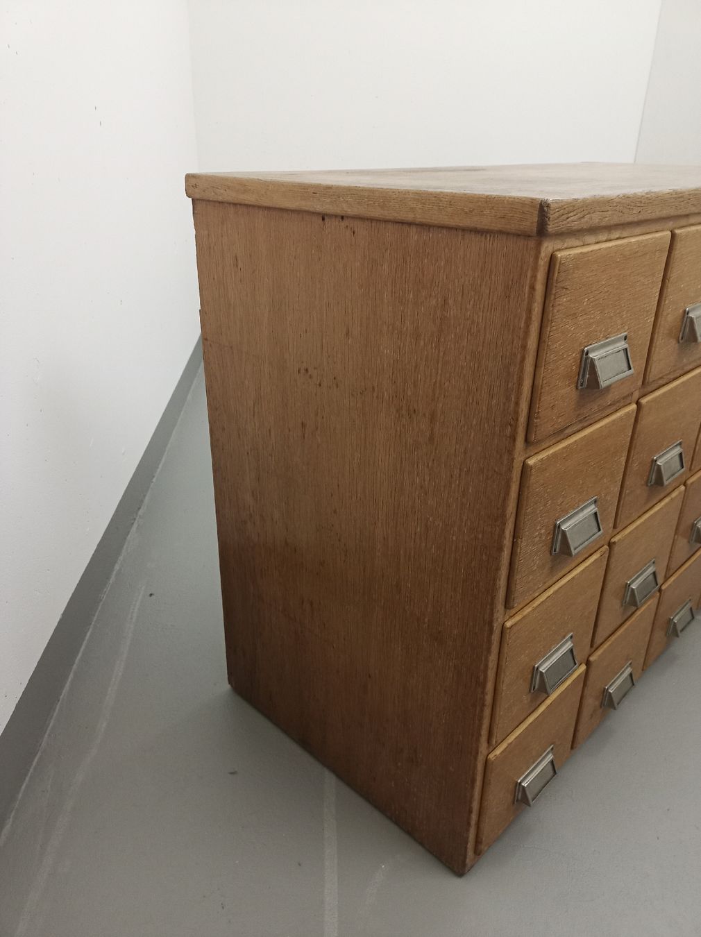 Cassettiere: originaler Apothekerschrank / Schubladenkommode – Usato da Kerns venduto da LvR02 5