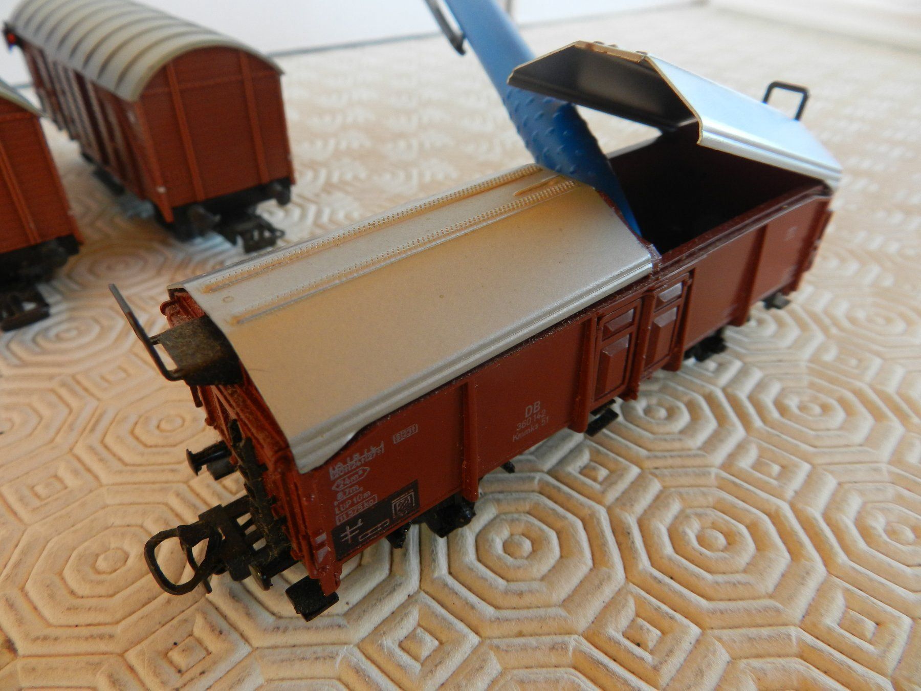 Märklin Modelleisenbahnen: Märklin gedeckte Güterwagen 3 St – Gebraucht aus Arzier-Le Muids von elocin83 4