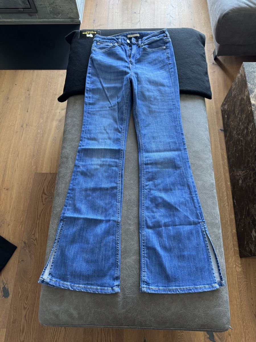 Tom Tailor Jeans: Tom Tailor Damen Jeans W27 – Nuovo e nell'imballaggio originale da Balgach venduto da fad_jb55