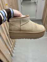 UGG Plateau Damen Grösse 39 beige gebraucht