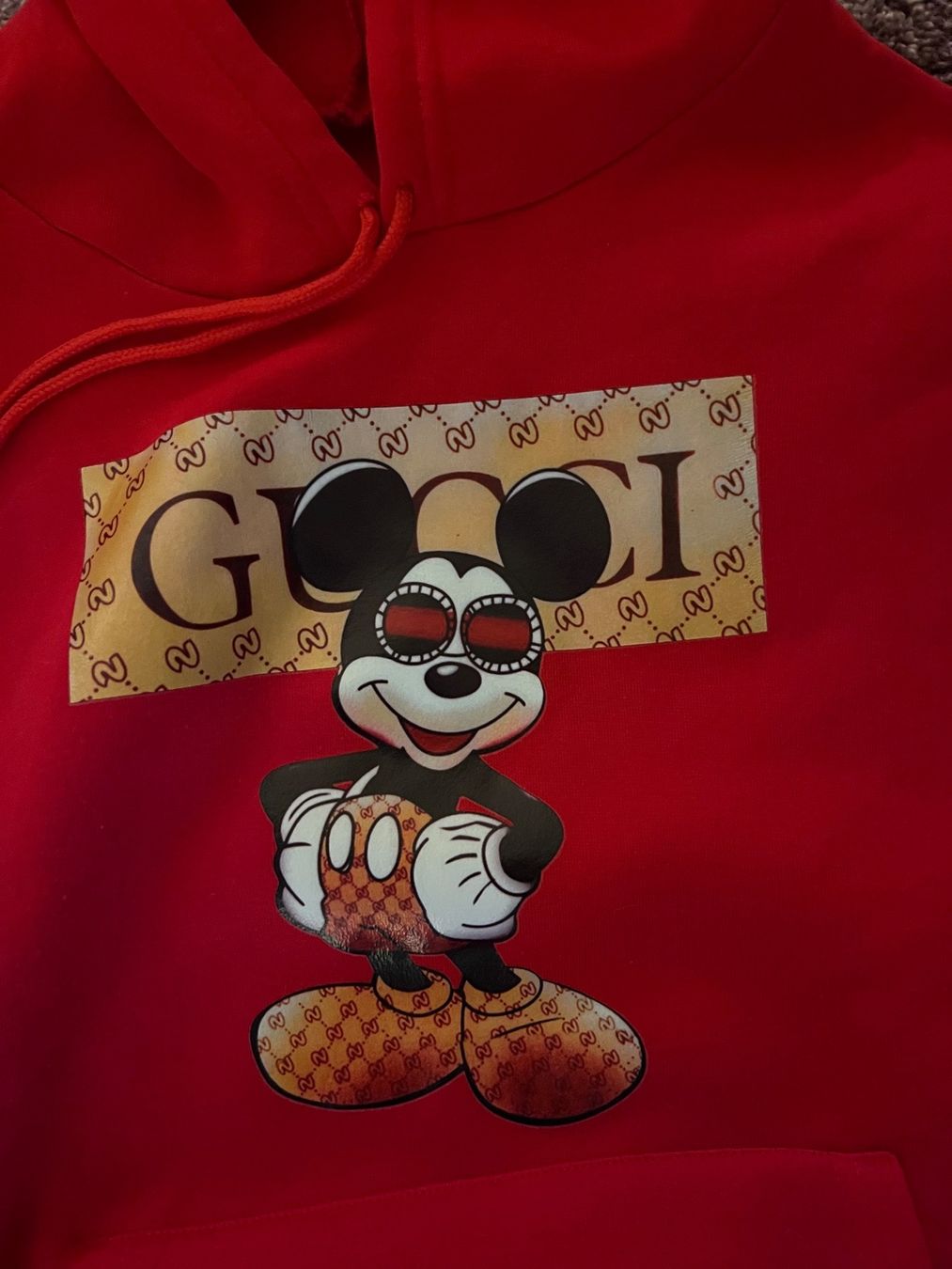 Maglioni & Felpe: Hoody Micky Maus Größe: 146 – Usato da Volketswil venduto da Latinozh5 1