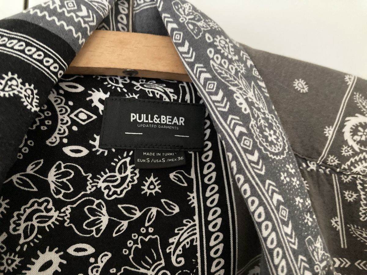 Pull&Bear Chemises: Ab 13.- Herren Hemd kurzarm Pull & Bear Grösse S/M – D'occasion à Cureglia par VintageCoinCollect91 1