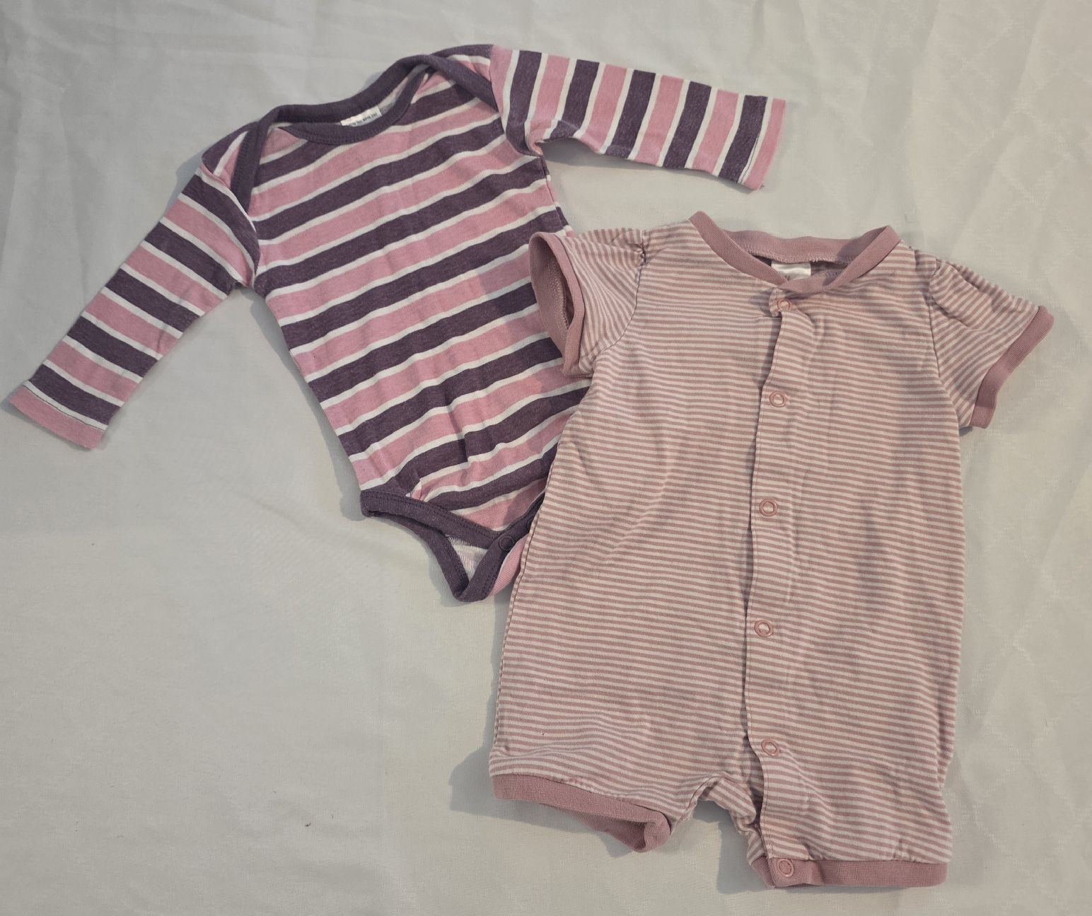 Lotti & Set di vestiti: Baby Kleider Set Grösse 50/56 – Usato da Hermrigen venduto da R20121989 3