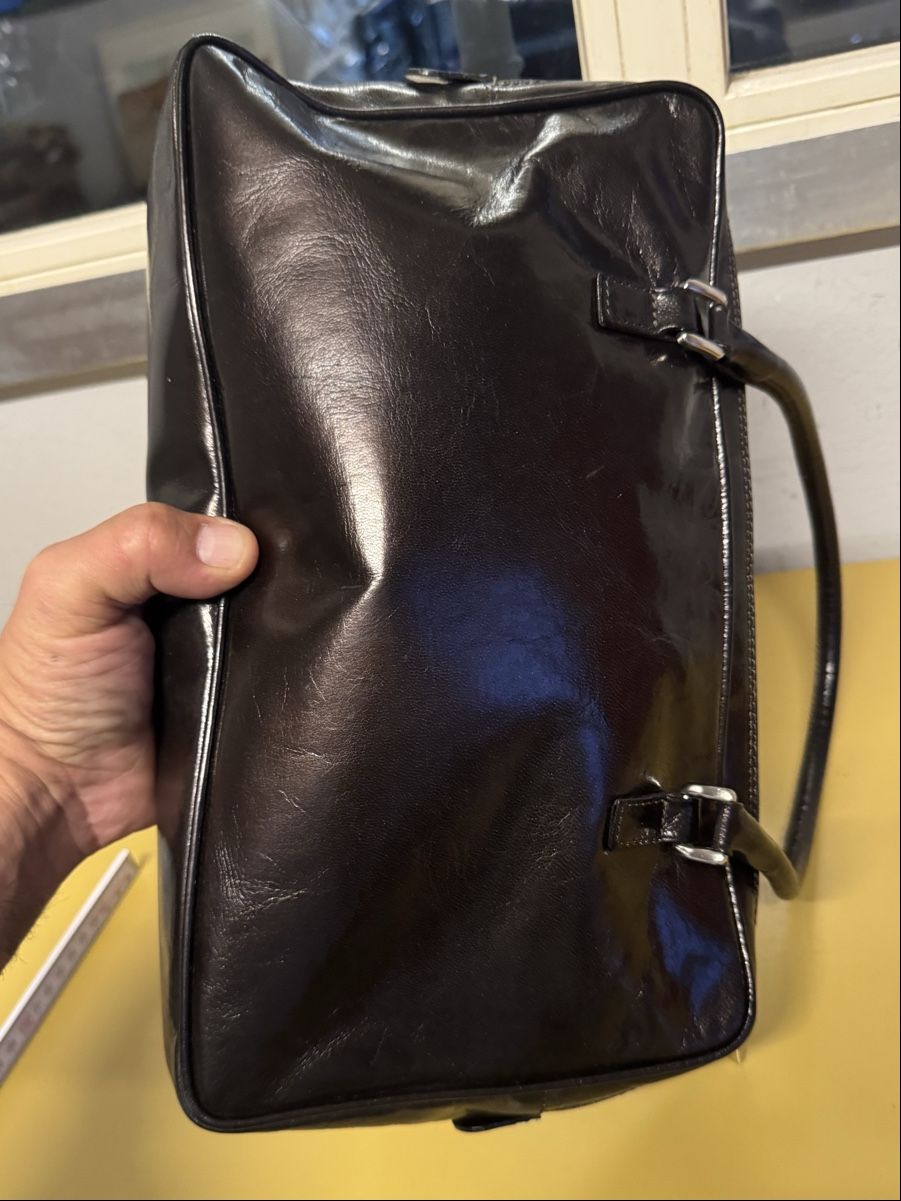 Sacs femmes: Handtasche Lario Leder  – D'occasion à Schlieren par Freundlich02 3
