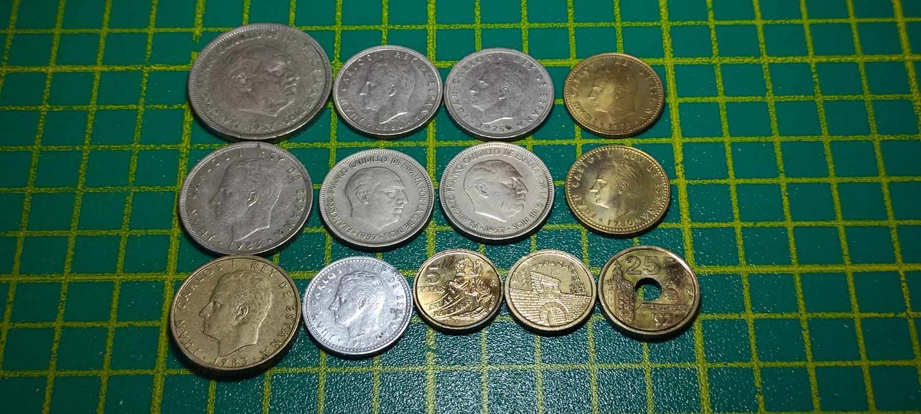 Toutes les monnaies: Münzsammlung aus Spanien – D'occasion à Baar par Maxlee75 1