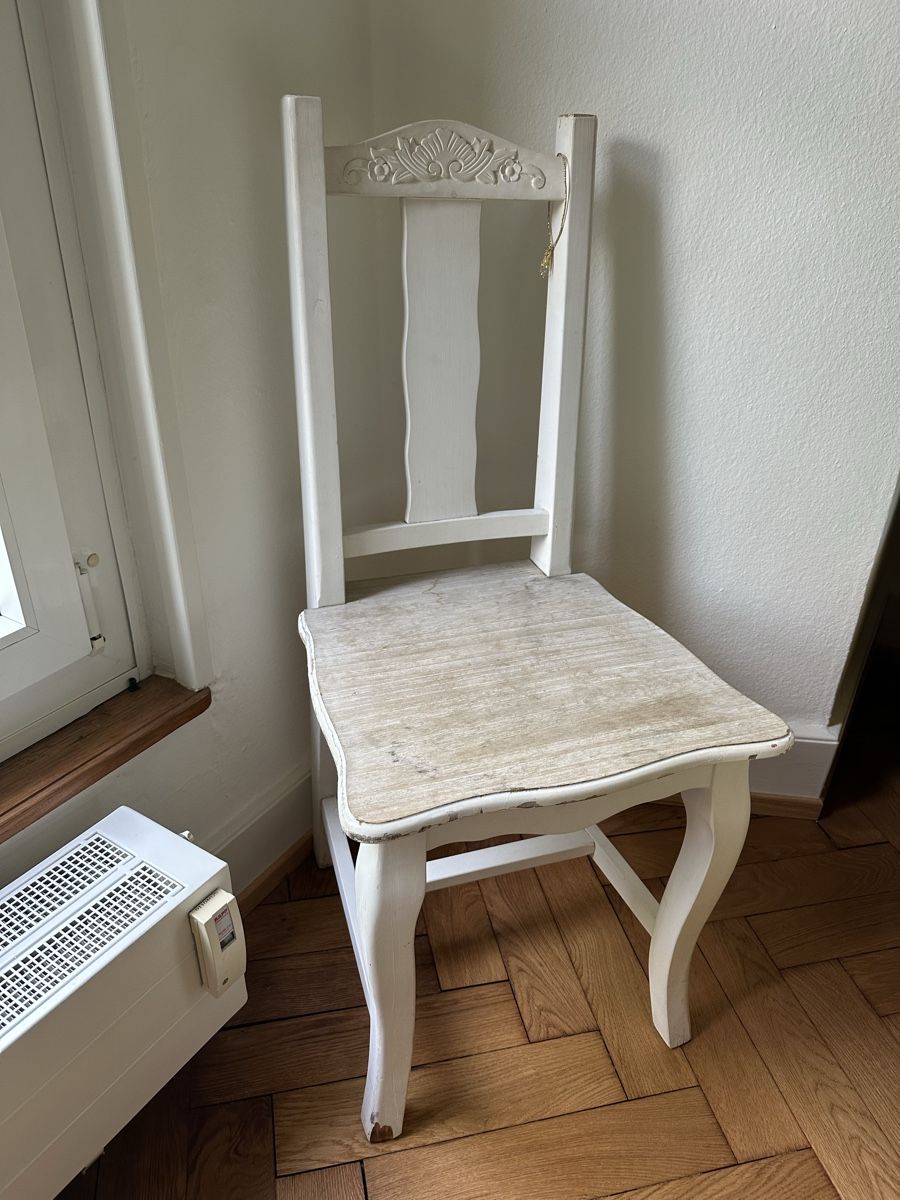 Sedie: Holzstuhl weiss – Usato da Basel venduto da cel_qm2w