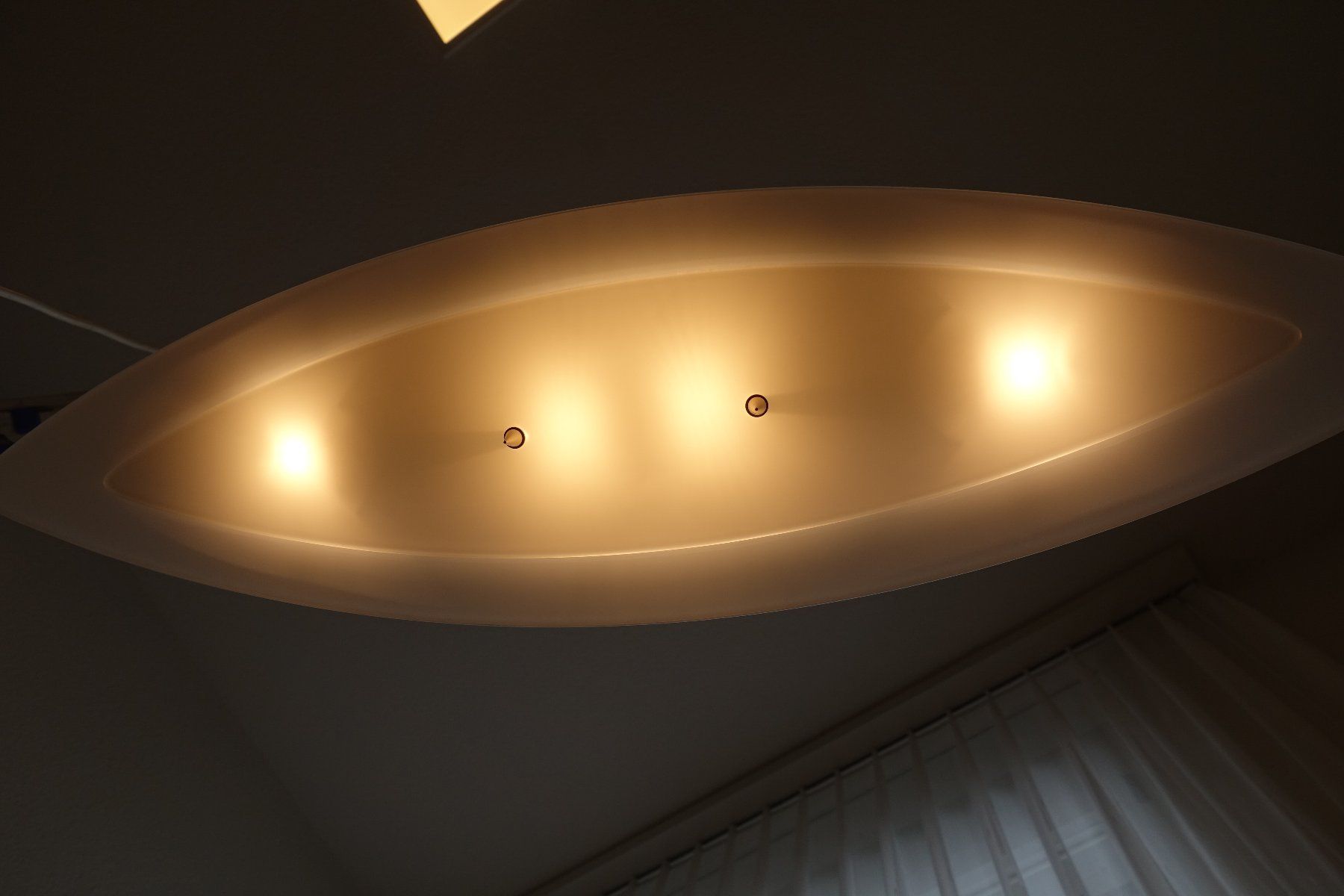Kronleuchter & Deckenlampen: Esstisch Lampe – Gebraucht aus Root von Achromat 6