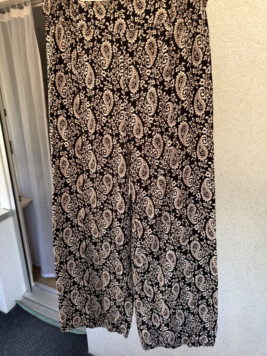 Pantaloni: Chicoree Sommerhose Damen Grösse M  – Usato da Füllinsdorf venduto da had_kv5k