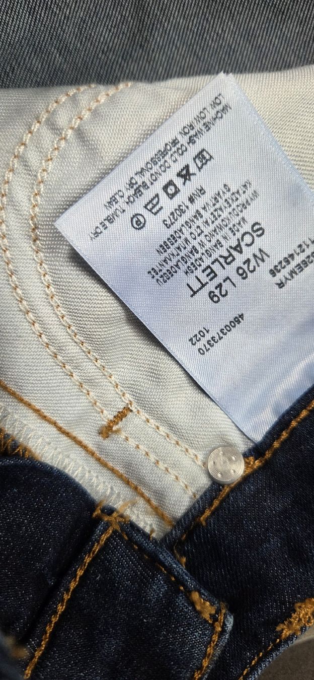 Lee Jeans: LEE Jeans Gr. 26/29 – D'occasion à Lyss par Urma5 2